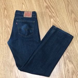 Used Levi’s Men’s 505 Straight Leg Fit